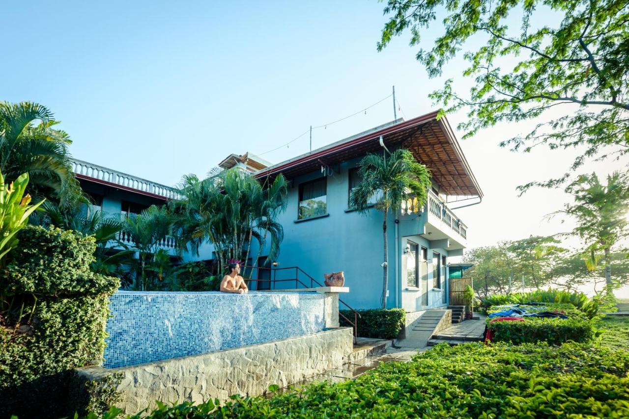 Hotel Witch'S Rock Surf Camp Tamarindo Exterior foto