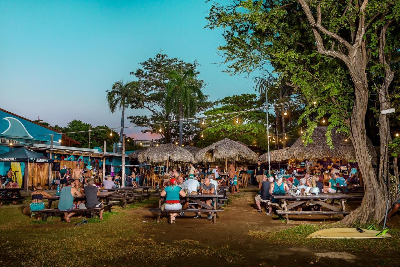 Hotel Witch'S Rock Surf Camp Tamarindo Exterior foto